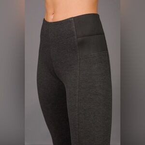 Simply Vera Wang High Rise Slimming Shaping on Midsection Dark Coal Leggings